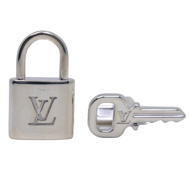 LOUIS VUITTON ルイ・ヴィトン ブトン ドゥ マンシェット カデナ エ クレ M64600 シルバー925