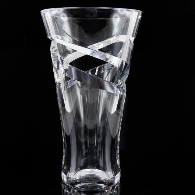 Baccarat バカラ トルネード 高さ：38.3cm クリスタル 花瓶 _ 【中古】
