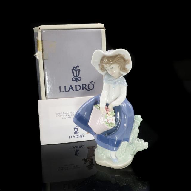 Lladro リヤドロ きれいな花ばかり 5222 ポーセリン 置物 オブジェ _ 