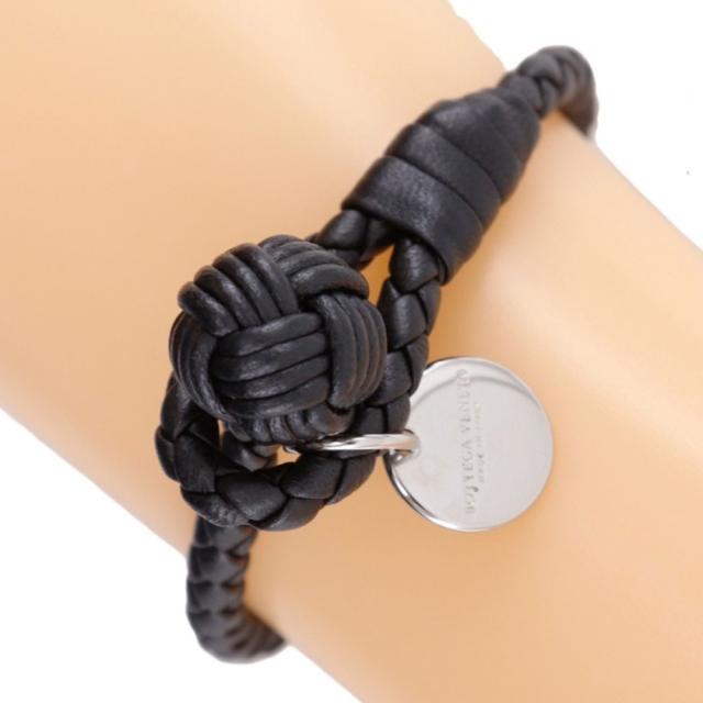 BOTTEGAVENETA ボッテガヴェネタ イントレチャート レザー 黒 ブレスレット 6.5g