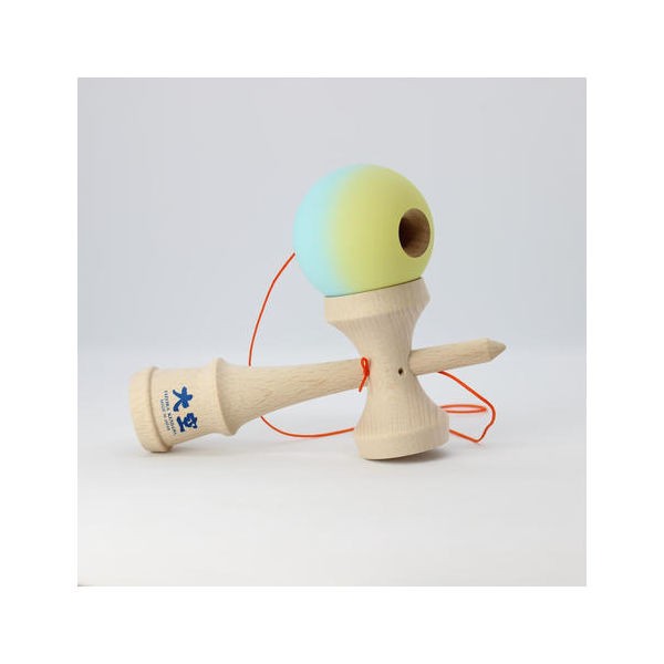 山形工房 競技用 けん玉 大空 日本けん玉協会 認定 プレミアム 2トーン Premium 公式戦 KENDAMA ケン玉 けんだま 赤銀 青銀 国産 日本製 グラデーション
