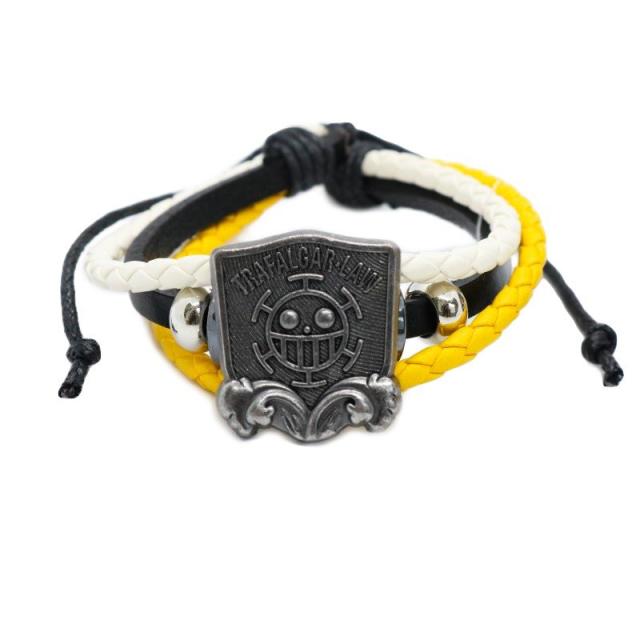 ワンピース ブレスレッド ロー Puレザー エンブレムver 最新 One Piece Stampede グッズ ワンピース スタンピード アクセサリーの通販はau Pay マーケット マルニトイヤ Au Pay マーケット店