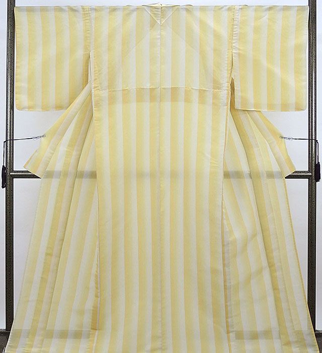 夏物  紬 新品仕立済 正絹 夏物 蕪重織物謹製 夏織物夏陰 縦縞ぼかし 紗紬 新品  仕立て上がり  着物