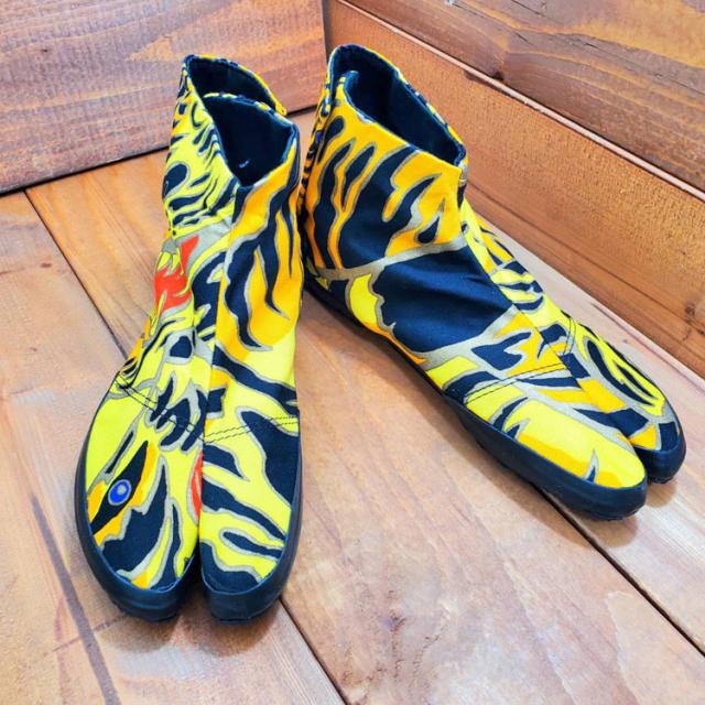 地下足袋 寅柄 虎柄 スプリットトゥ ハイカット シューズ オール