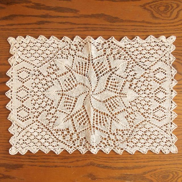 アンティークレース風 テーブルセンター 花瓶敷き ジョアンナ 43 30cmの通販はau Pay マーケット 雑貨屋カンフィ