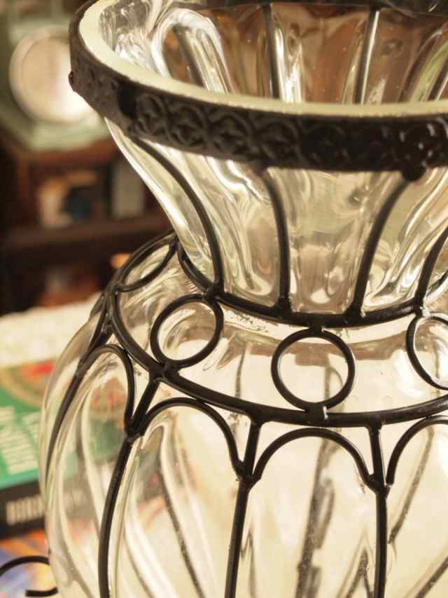 ガラス 花瓶 アンティーク調 フラワーベース インテリア雑貨 アラベスクの通販はau Pay マーケット 雑貨屋カンフィ