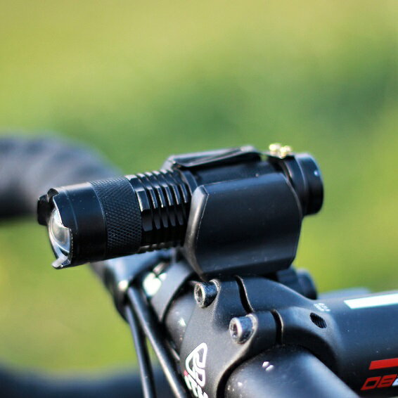 送料無料 ライト用ハンドル取付マウント あらゆるハンドル径や形状に エアロハンドルの通販はau Pay マーケット 自転車のライトをつけようショップ