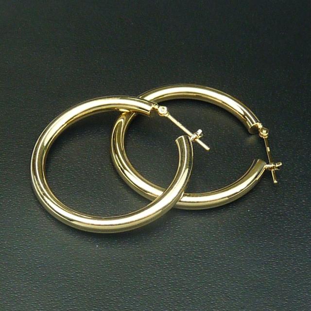 （2個ペア）K18　18金　イエローゴールド　定番　フープピアス　太さ 3mm×外径30mm
