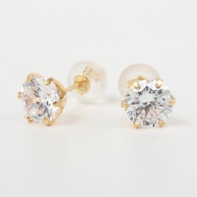 K18イエローゴールドキュービックピアス K18イエローゴールドキュービックピアス(RPE396-002)|TSUTSUMI