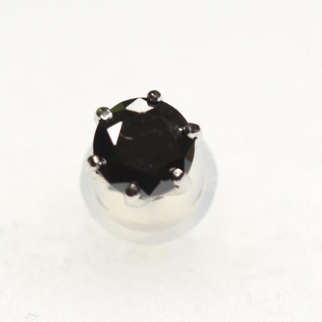 プラチナ　ブラックダイヤ　片耳　ＢＤ0.25ｃt　4ｍｍ