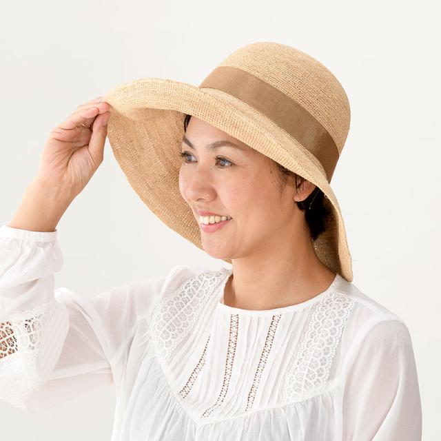 田中帽子店 Fiona フィオナ ラフィア つば広リボン キャペリン 57 5cm 60cm レディース Uk H091の通販はau Pay マーケット 革小物と帽子の専門店 ３ｒｄ ｆｌｏｏｒ