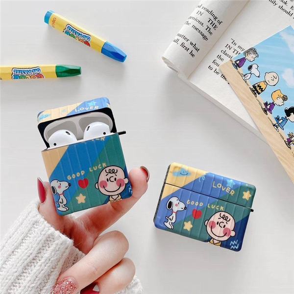 Snoopy スヌーピー Airpods ケース カバー 収納ケース エアーポッズケース イヤホンケース 保護 防塵 耐衝撃 キズ防止 落下防止の通販はau Pay マーケット Yolili Au Pay マーケット店