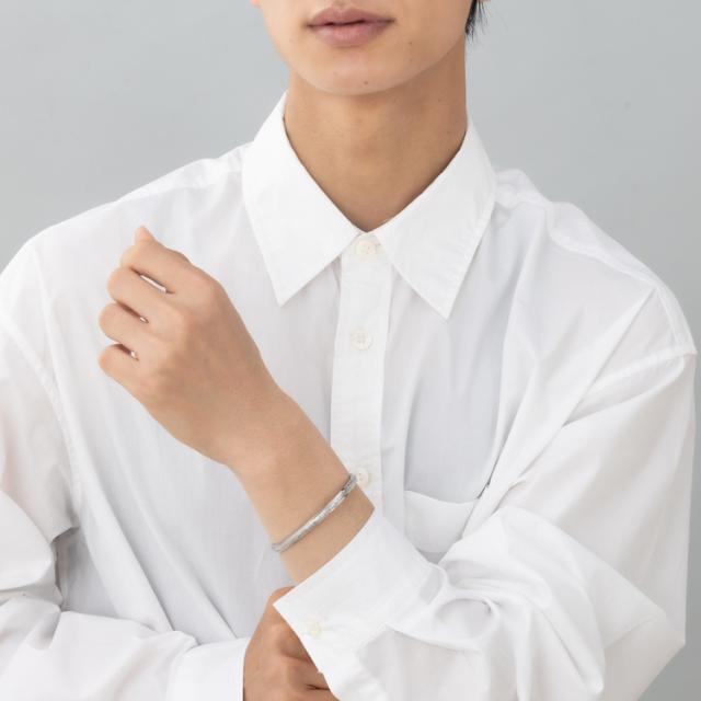 ハワイアンジュエリー ペアバングル ペアブレスレット つけっぱなし 刻印 ステンレス 金属アレルギー対応 大人 シンプル プルメリア スクロール おしゃれ ハワイアン サージカルステンレス 2本セット価格 テラグラティア Terra-gratia lstb012st_strg_pair_5