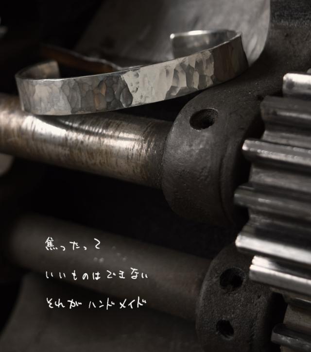 ツチめのバングル 太 メンズ レディース ハンドメイド オーダー シルバー 槌目 シンプル 上品 おしゃれ 腕輪 Silver 950 ごつめ ゴツめ マモる 手作り 手づくり tkb004_5