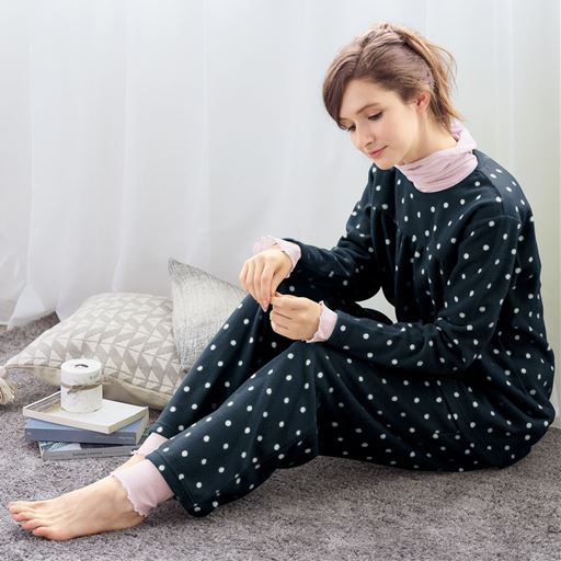 女性下着 レディース 肌着 インナー 腹巻き 毛糸のパンツ パジャマインナー 腹巻付きボトム M L Ll 2143 の通販はau Pay マーケット セシール