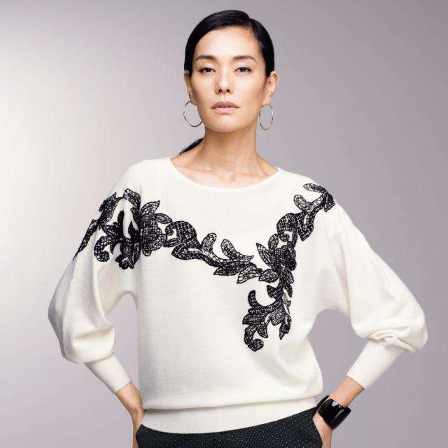 トップス プリント 柄トップス レース使い ドルマンスリーブ プルオーバー 322606の通販は