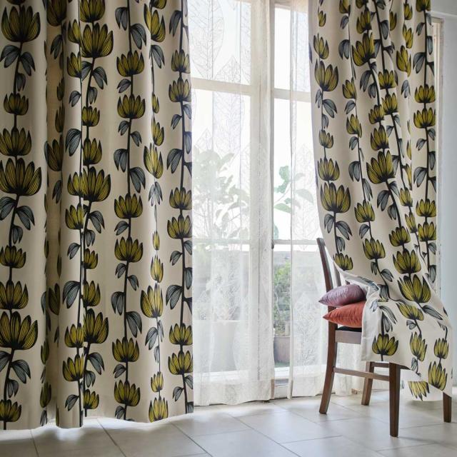 デザインコンビロールスクリーン.横＋縦が280cmまでオーダーメイド