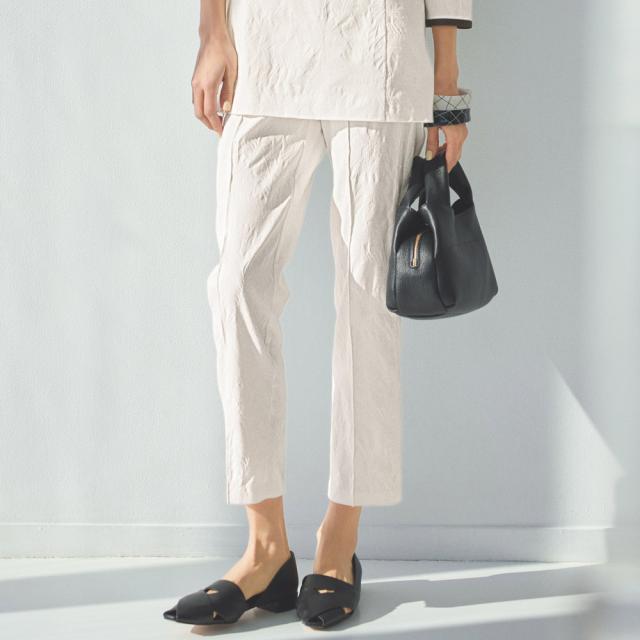 anuans クロップドテーパードパンツ anuansアニュアンス クロップド