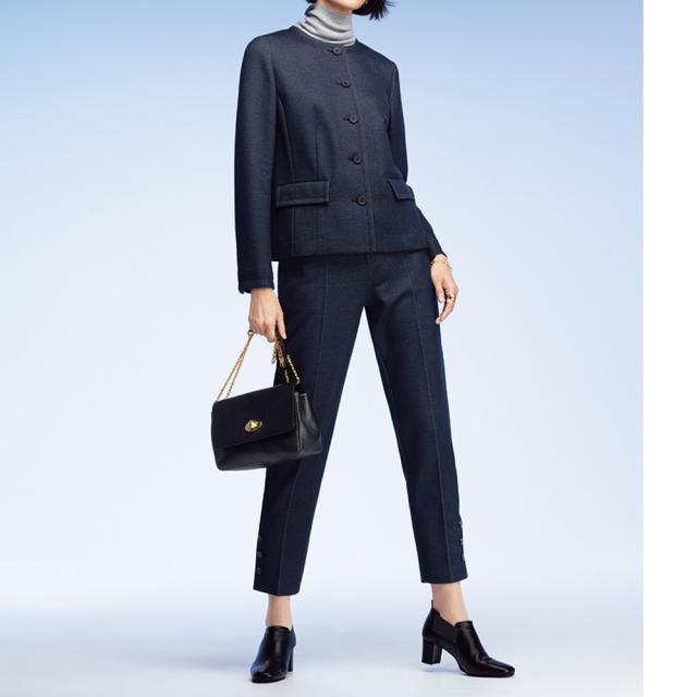 chinatsuaoyama青と紺のエンブレム付きクロップドジャケット イタリア