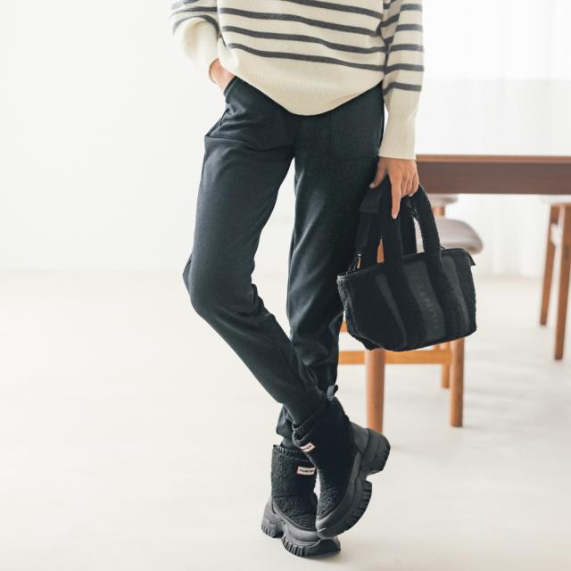 パンツ スキニー スリムパンツ 蓄熱素材 ジャージージョガーパンツ（日本製） 320302の通販は 7,400円