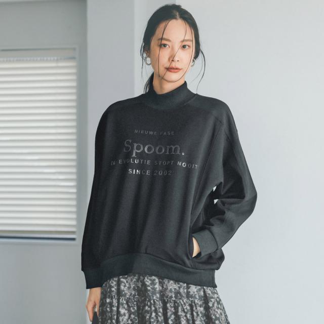 バレンシアアガ　財布　折財布 シルバー（銀色）系 BALENCIAGA(バレンシアガ) 折りたたみ財布