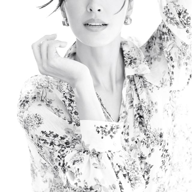 リネンシルク フラワー柄プリントブラウス ファッション シャツ ブラウス PC5531 リネンシルク フラワー柄プリントブラウス ファッション シャツ