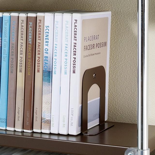 本棚　突っ張り式　コミック用　１架 LOWYA 本棚 突っ張り式 漫画収納 コミック収納 おしゃれ