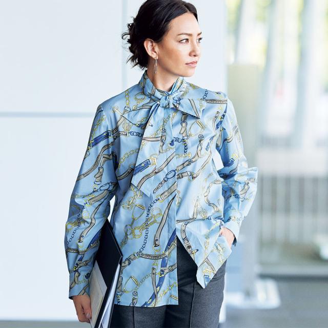 トップス プリント 柄トップス イタリア素材 ベルト柄プリント ボウタイブラウス 331702の通販は