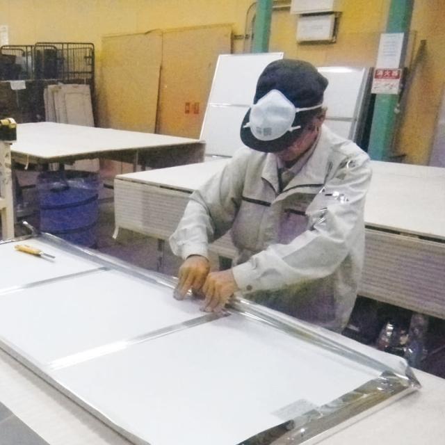 ≪40×150cm≫ 割れない軽量フィルムミラー 天然木フレーム 防災用品 防犯用品 耐震グッズ 651814_6