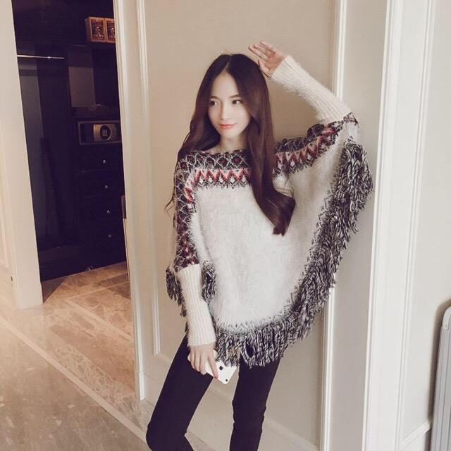 秋 冬 ニット セーター ポンチョ ケープ フリンジ ドルマンスリーブ カジュアル オシャレ 大人可愛い トップスの通販はau Pay マーケット Brutal Beauty ブルータルビューティ