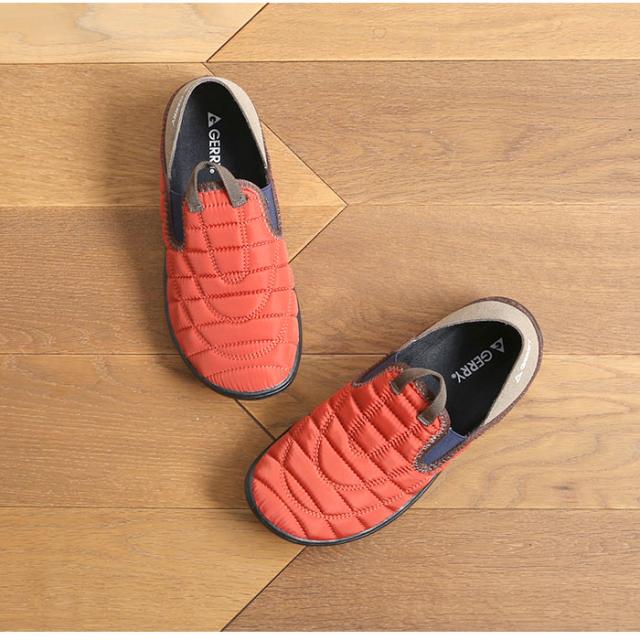 2026年のおしゃれなメンズシューズ・スニーカー人気ブランド25選！おすすめコーディネートも一緒にご紹介 - AUEN  [オーエン]（旧DCOLLECTION） - 30代・40代・50代からのメンズファッション通販 AUEN メンズ サマー スリッポン スリッパ - フェイクアッパー、カジュアルなアウトドアウェアに快適なインソール