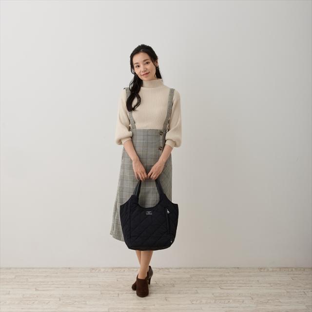 ルートート トートバッグ ROOTOTE 1331 通販 トートバック レディース 通勤 通学 軽量 軽い 撥水 自立 仕切り 肩掛け ナイロン キルティング おしゃれ 可愛い ROUND Parootie Quilt LT.ラウンド.パルーティ.キルト-Cの通販は