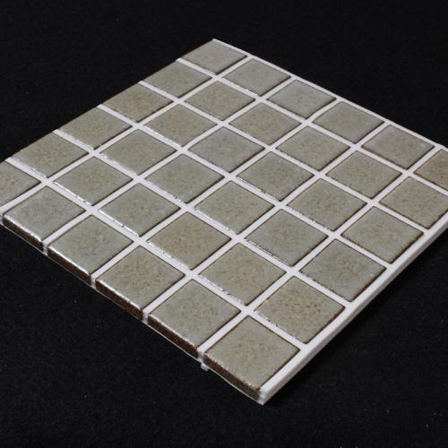 代引不可 33枚入 モザイクタイル 目地シール付き 和 なごみ 薄墨色 25 502 浴室 室内 トイレ Diy 簡単施工 裏面シール貼るだけ 藤垣窯の通販はau Pay マーケット 株式会社プラスワイズ Au Pay マーケット店