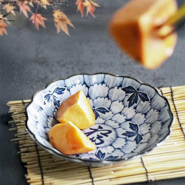 蓋つき煮物椀 色鮮やかな花柄 色鮮やかな花柄 蓋つき煮物椀 4個セット 有田焼赤絵