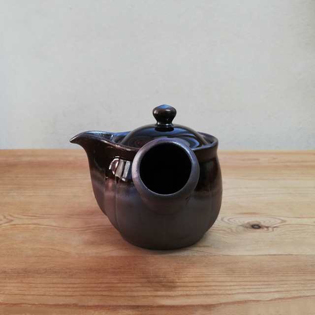 萬古焼 未来形急須 2号 平網 <アメ> 【取寄品】 横手 おしゃれ 萬古焼 未来形急須 2号 平網 <アメ> 【取寄品】 横手 おしゃれ