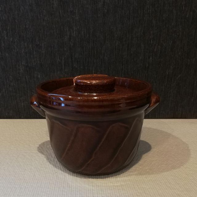 萬古焼 土鍋 ねじりごはん鍋 1合炊 【取寄品】 1合炊き 一合炊き ごはん土鍋ごはん 土鍋ご飯土鍋 炊飯土鍋炊飯 ご飯鍋 米炊き ご飯炊き 炊飯鍋 ご飯を炊く ガス直火 ギフト お祝い プレゼント 耐熱陶器 万古焼 日本製の通販は 萬古焼 土鍋 ねじりごはん鍋 1合炊 【取寄品】 1合炊き 一合炊き ごはん土鍋ごはん 土鍋ご飯土鍋 炊飯土鍋炊飯 ご飯鍋 米炊き ご飯炊き 炊飯鍋 ご飯を炊く ガス直火 ギフト お祝い プレゼント 耐熱陶器 万古焼 日本製の通販は