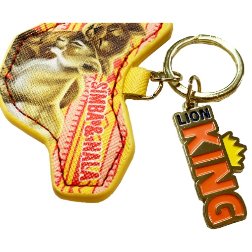 ライオンキング Pu レザー キーホルダー キーリング ディズニー かわいい キャラクター グッズ メール便可の通販はau Pay マーケット シネマコレクション 5400円以上で送料無料