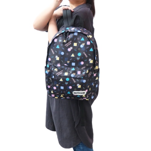 おしゃれキャット Outddor リュック デイパック 50周年記念 マリー総柄 ディズニー キャラクター グッズの通販はau Pay マーケット シネマコレクション 5400円以上で送料無料