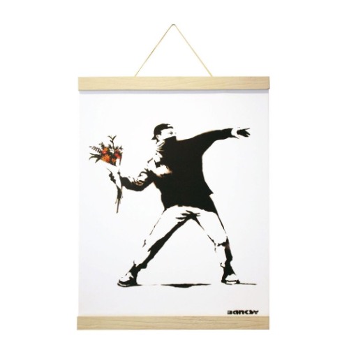 バンクシー ポスター ＆ ポスターハンガー セット Banksy Molotov(Natural Hanger　style) Logom ラゴム インテリア 取寄品の通販は