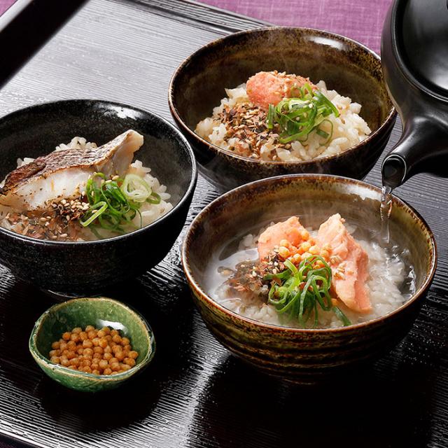 【なだ万】 一膳だし茶漬けセット お茶漬け 出汁ご飯付き もち麦使用鮭 鯛 焼きめんたい だしチップ レンチン お中元 お歳暮 ギフト プレゼントの通販は 5,520円