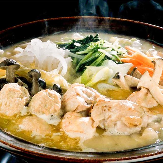 【なだ万】 とり鍋セット 名古屋コーチン 三河赤鶏 つくね 焼き目付 鶏肉 鍋スープ 味噌だし お取り寄せ グルメ ギフト 贈り物 冷凍 鍋料理