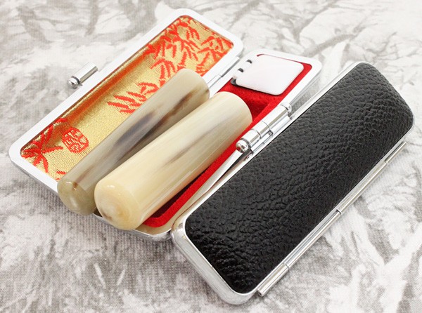 印鑑 はんこ２本セット オランダ水牛 色 15mm実印と18mm実印３Ｌセット 黒色 牛革もみ 印鑑ケース付きの通販は 9,073円