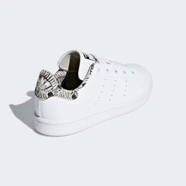 ヨーロッパ限定モデル スタンスミス アディダス キッズ スニーカー Adidas Originals Stan Smith グの通販はau Pay マーケット World Ships