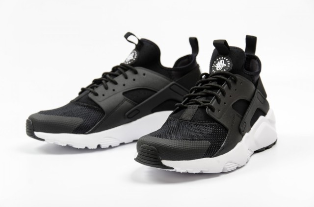 エアハラチ ナイキ スニーカー メンズ レディース Nike Air Huarache Run Ultra Trainers ブラックの通販はau Pay マーケット World Ships