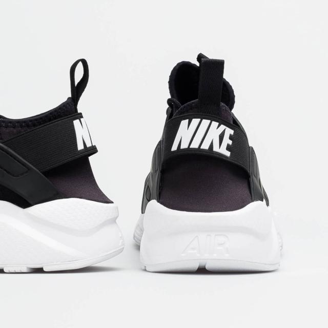 ナイキ エアハラチ メンズ 黒 エアハラチウルトラ レディース ナイキ スニーカー Nike Air Huarache Run Ultra Trainers ブラック 海外限の通販はau Pay マーケット World Ships