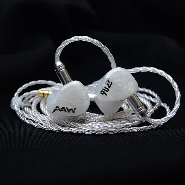 AAW Z06 Blanc Edition(Universal Fit) 有線イヤホン カナル型 リケーブル対応 ユニバーサルモデル IEM インイヤーモニター エーエーダブリューの通販は 31,778円