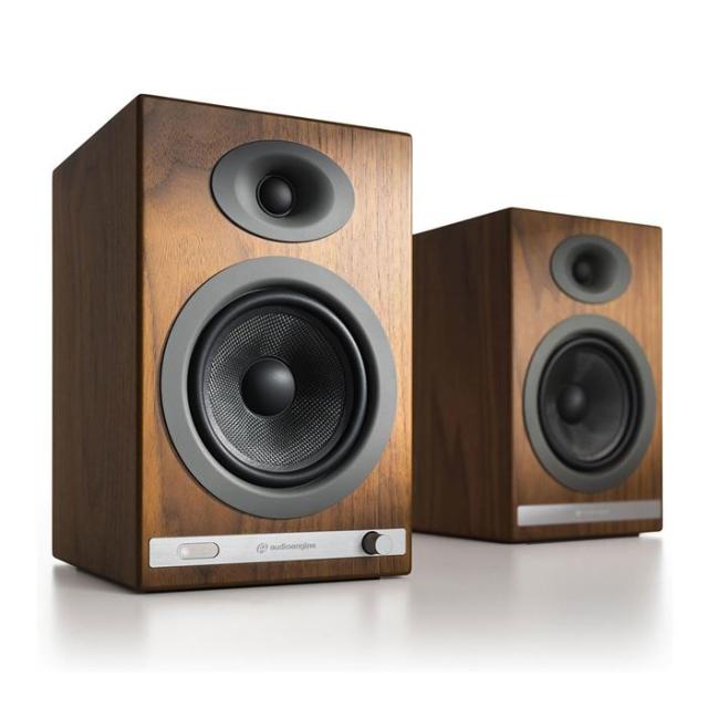 友達が家に忘れて行った〜ブラック ワイヤレスヘッドホン