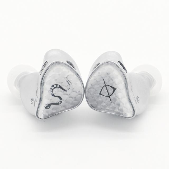 即送 the eon AirPods max スケルトンヘッドカバー