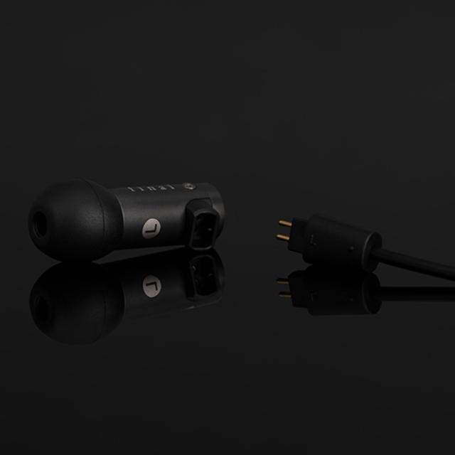 final S3000 リケーブル可能イヤホン final S3000 有線 イヤホン カナル型 BAドライバー リケーブル対応