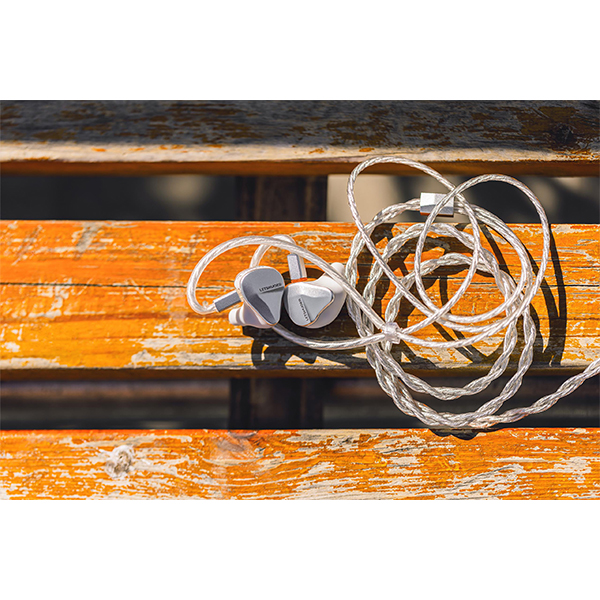 LETSHUOER Cadenza 4 有線イヤホン カナル型 耳掛け型 シュア掛け 2pin